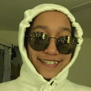 Meet your Posher, Noor syafiqah binti